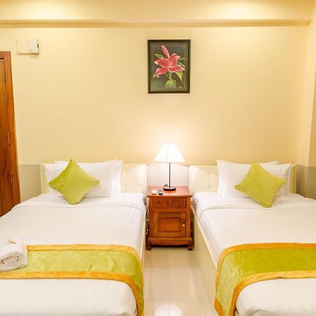 Raksmey Suo Hotel Phnom Penh Esterno foto