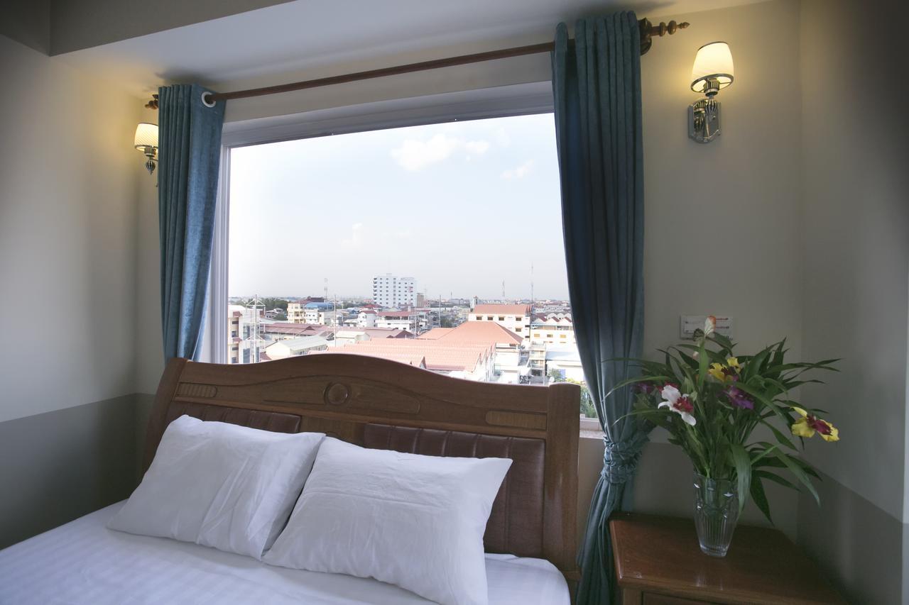 Raksmey Suo Hotel Phnom Penh Esterno foto