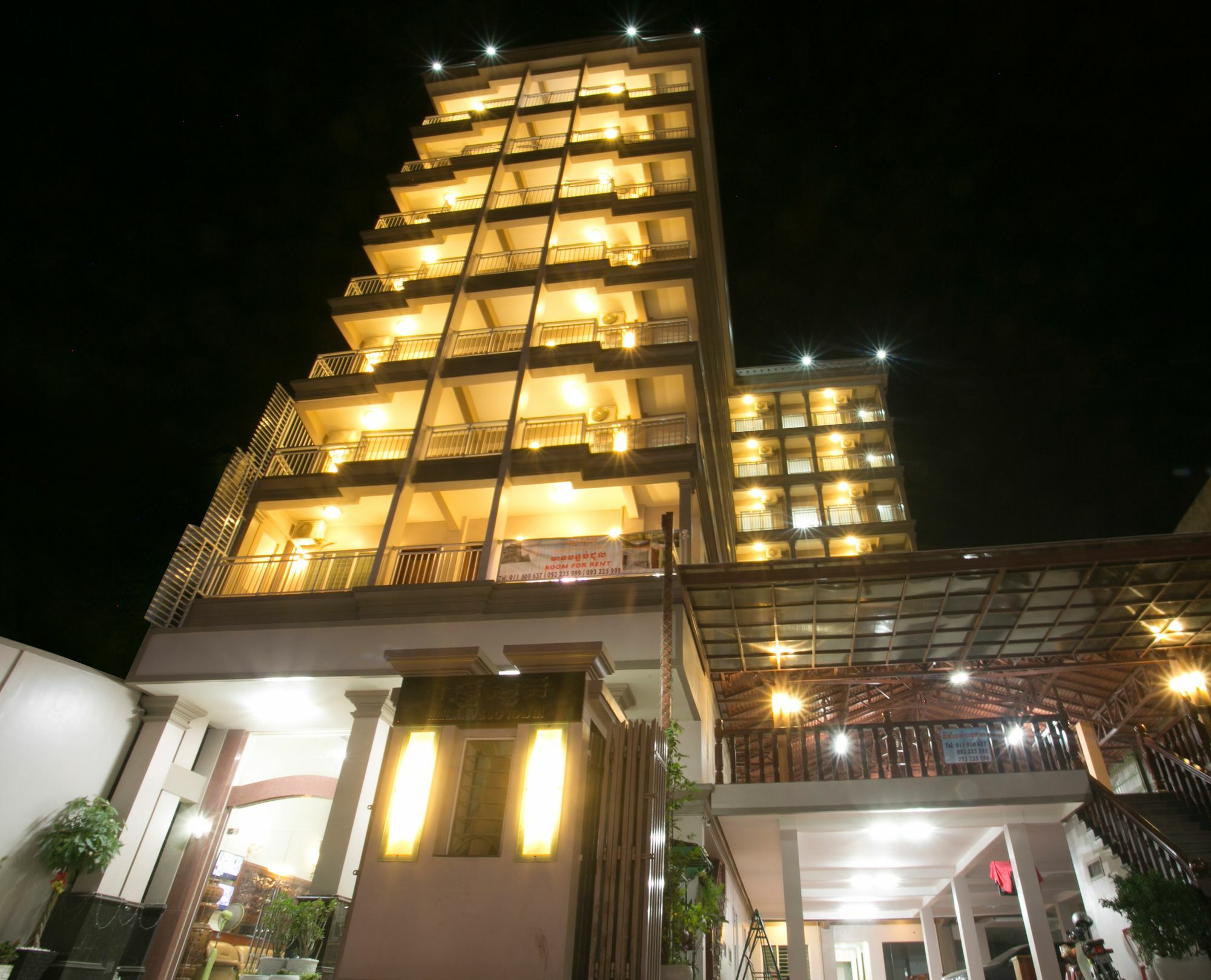 Raksmey Suo Hotel Phnom Penh Esterno foto