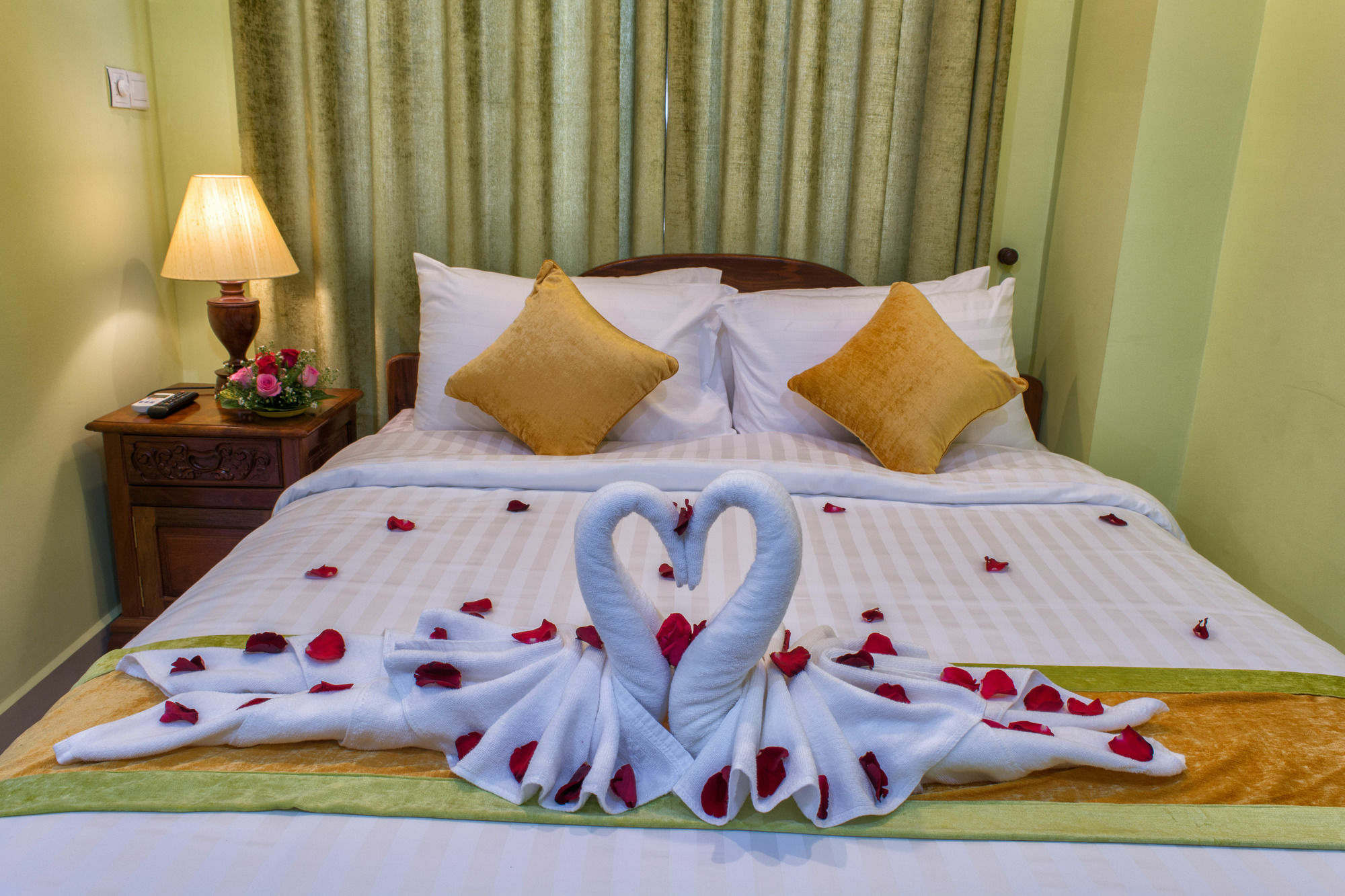 Raksmey Suo Hotel Phnom Penh Esterno foto