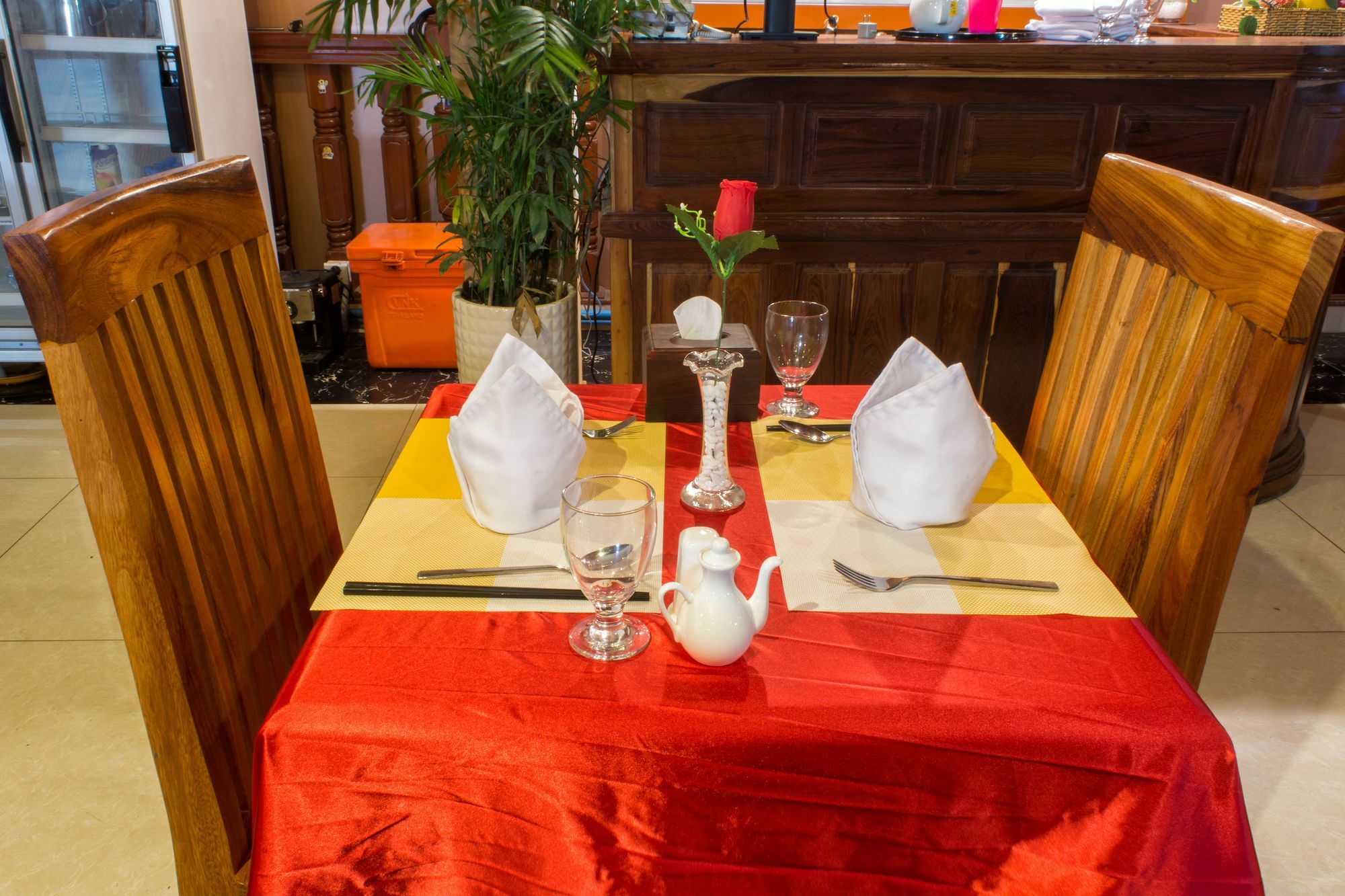 Raksmey Suo Hotel Phnom Penh Esterno foto