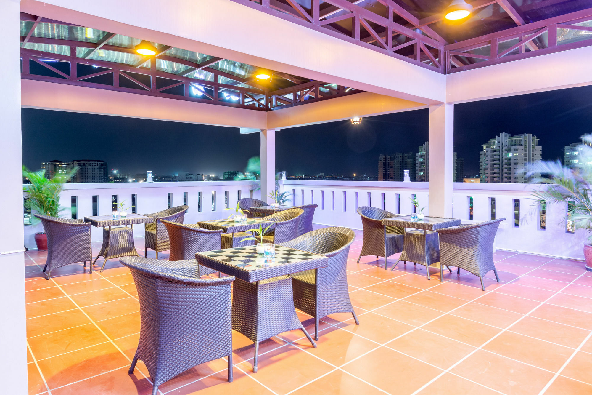 Raksmey Suo Hotel Phnom Penh Esterno foto