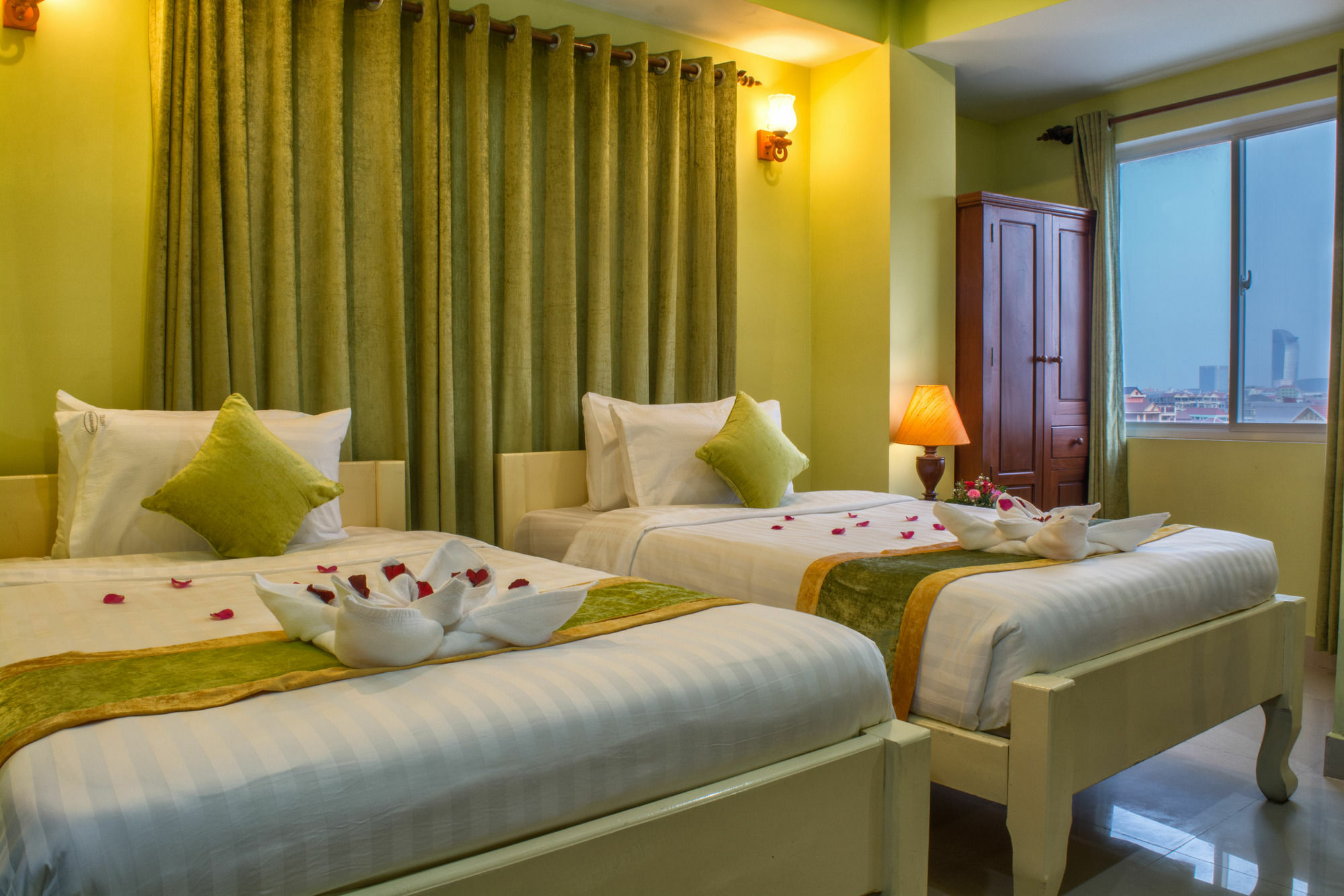 Raksmey Suo Hotel Phnom Penh Esterno foto