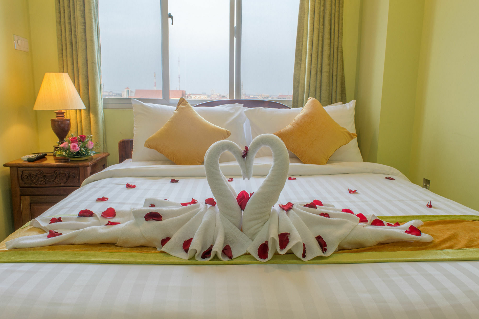 Raksmey Suo Hotel Phnom Penh Esterno foto