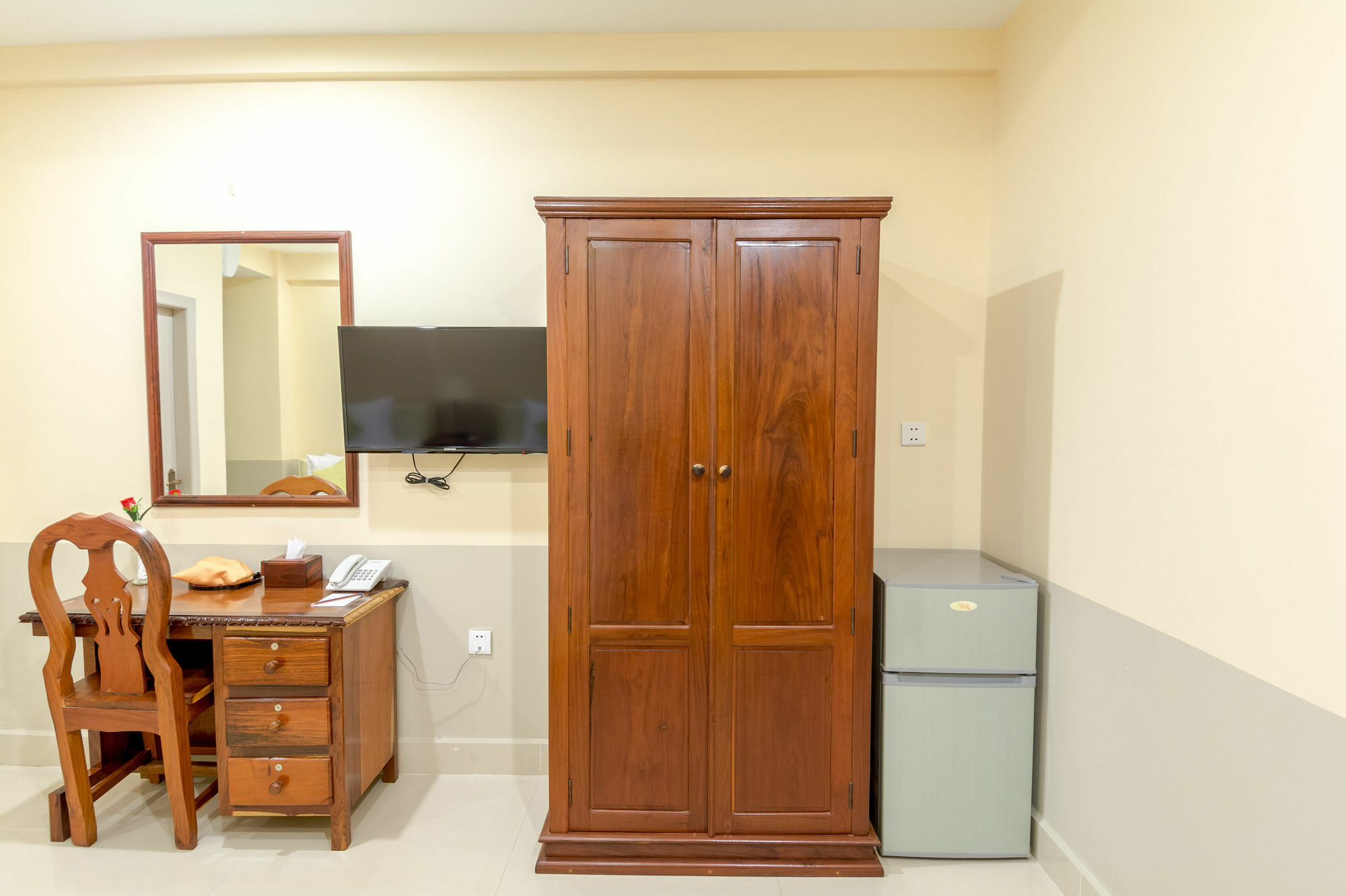 Raksmey Suo Hotel Phnom Penh Esterno foto